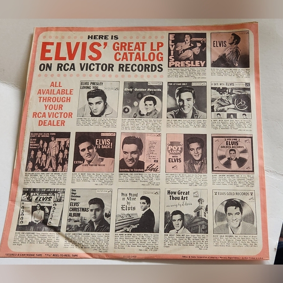 Vintage "Elvis" Presley Record Album - Picture 3 of 6